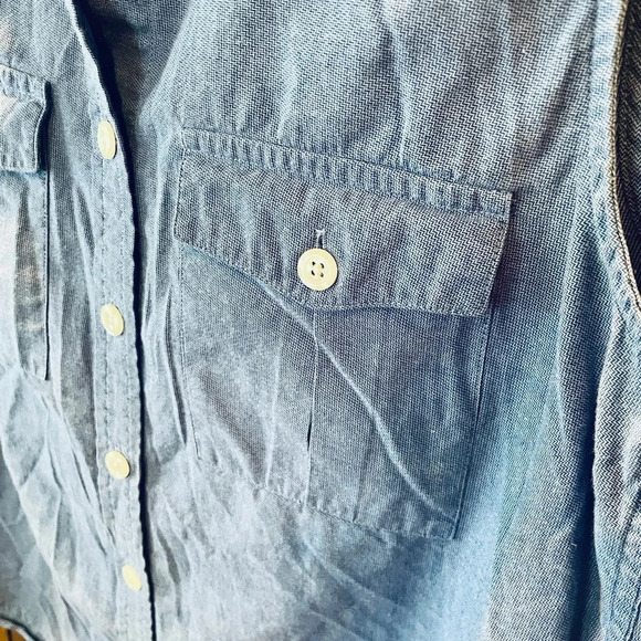Tommy Hilfiger women sleeveless button cotton chambray top 8 blue coastal beach - Picture 5 of 10
